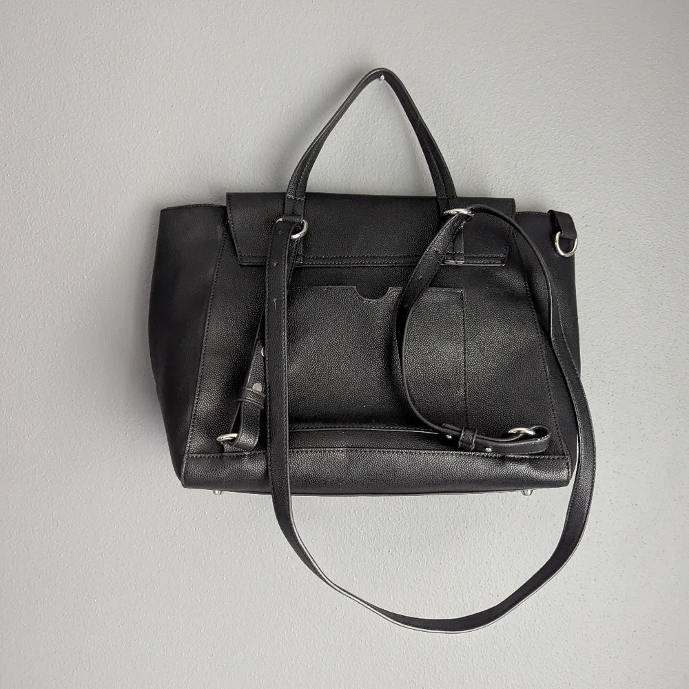 The Honest Company Black Backpack. Adjustable Straps. Diaper Backpack.